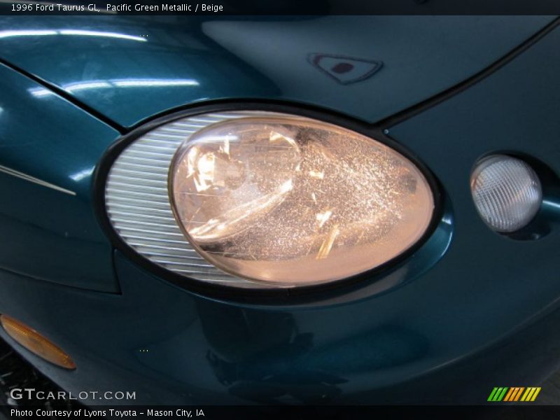 Pacific Green Metallic / Beige 1996 Ford Taurus GL