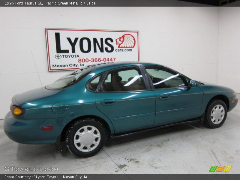 Pacific Green Metallic / Beige 1996 Ford Taurus GL