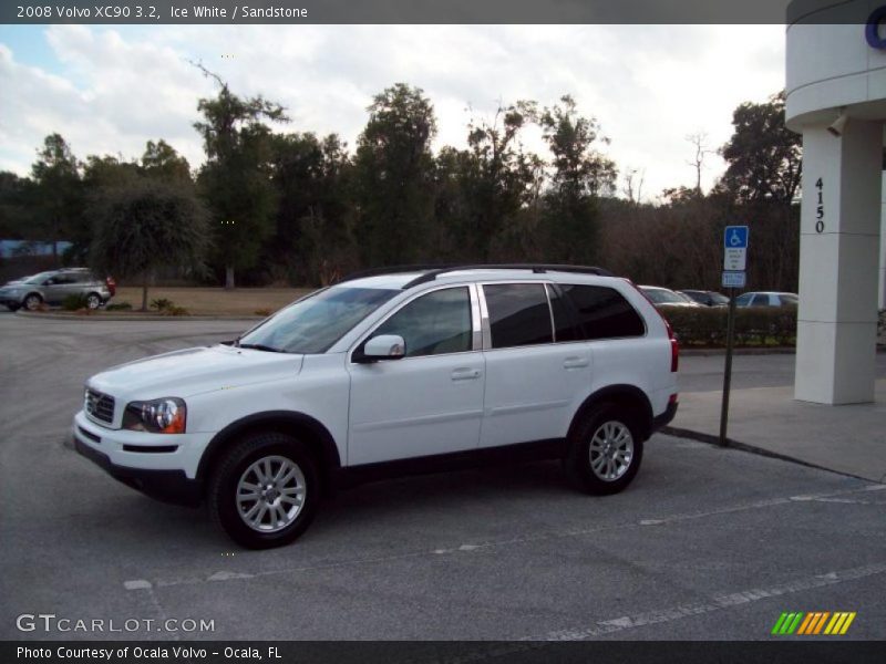 Ice White / Sandstone 2008 Volvo XC90 3.2