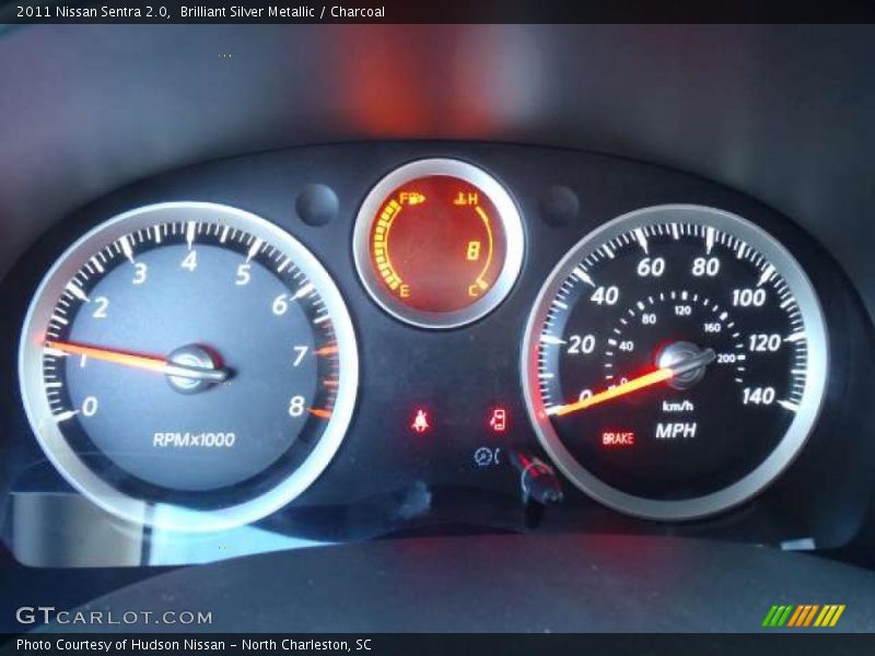 Brilliant Silver Metallic / Charcoal 2011 Nissan Sentra 2.0