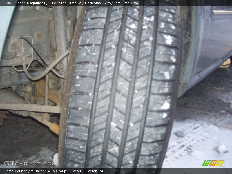 Silver Steel Metallic / Dark Slate Gray/Light Slate Gray 2007 Dodge Magnum SE