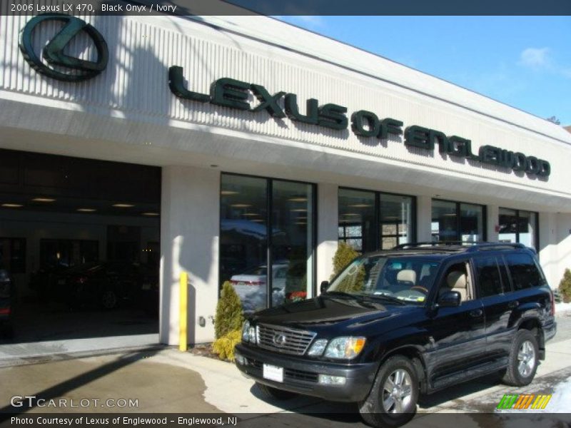 Black Onyx / Ivory 2006 Lexus LX 470