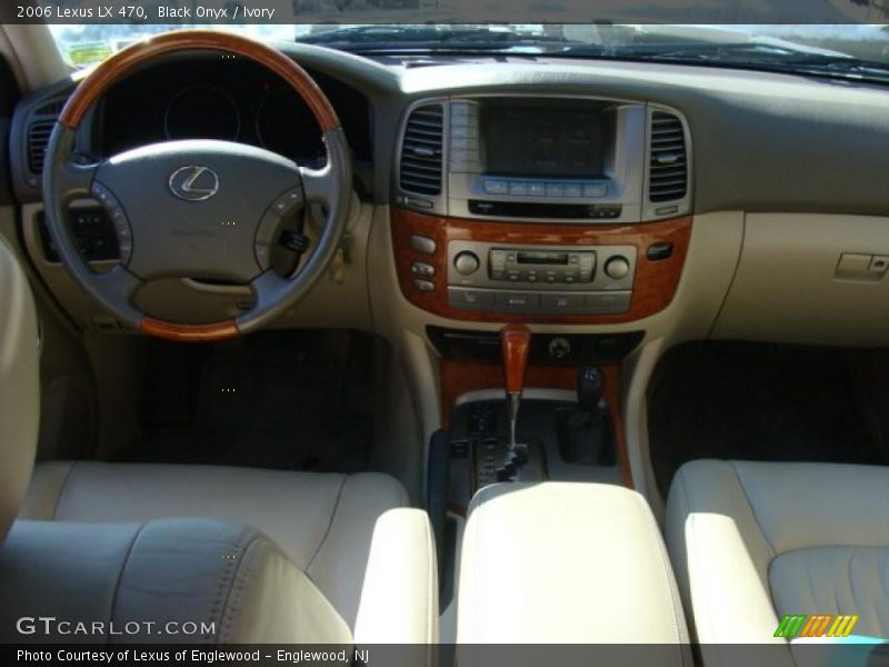 Black Onyx / Ivory 2006 Lexus LX 470