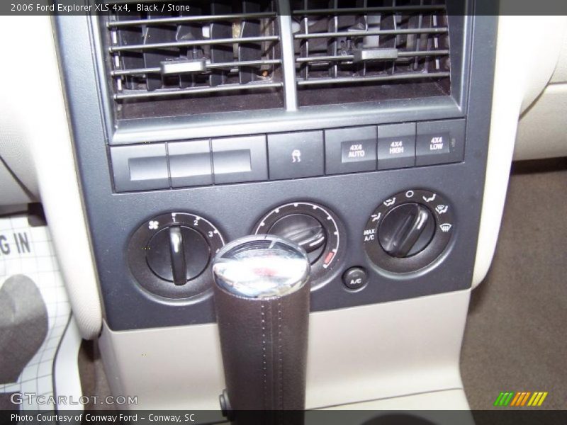 Black / Stone 2006 Ford Explorer XLS 4x4