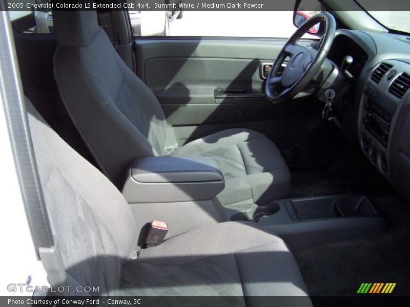 Summit White / Medium Dark Pewter 2005 Chevrolet Colorado LS Extended Cab 4x4