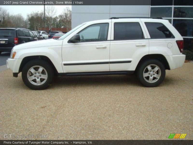 Stone White / Khaki 2007 Jeep Grand Cherokee Laredo