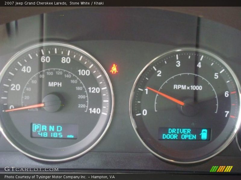 Stone White / Khaki 2007 Jeep Grand Cherokee Laredo