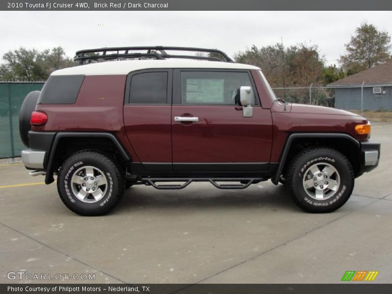 Brick Red / Dark Charcoal 2010 Toyota FJ Cruiser 4WD