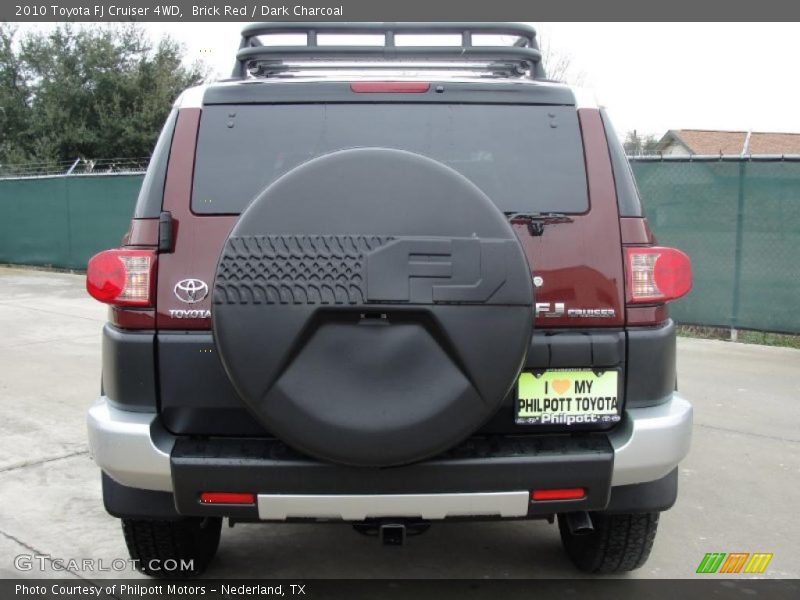 Brick Red / Dark Charcoal 2010 Toyota FJ Cruiser 4WD