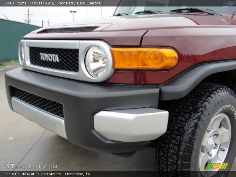 Brick Red / Dark Charcoal 2010 Toyota FJ Cruiser 4WD