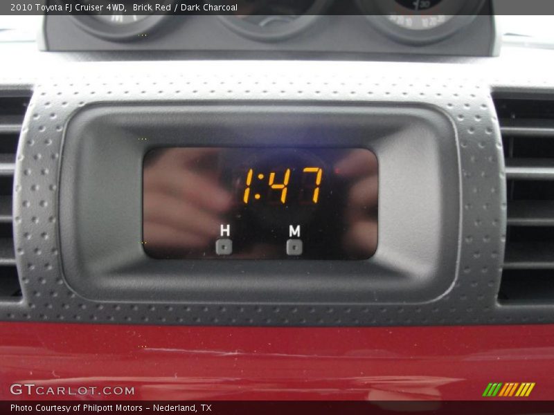 Brick Red / Dark Charcoal 2010 Toyota FJ Cruiser 4WD