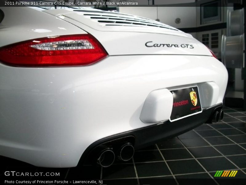 Carrara White / Black w/Alcantara 2011 Porsche 911 Carrera GTS Coupe