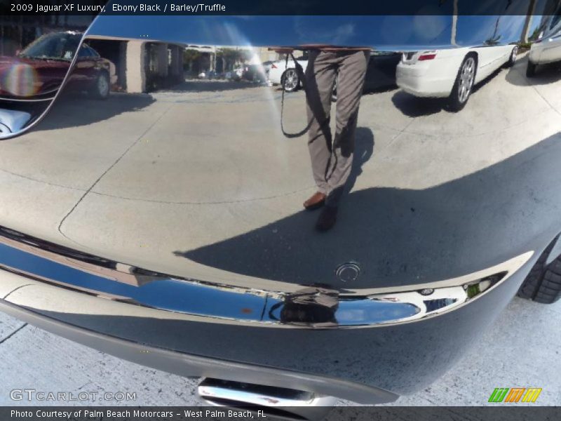 Ebony Black / Barley/Truffle 2009 Jaguar XF Luxury