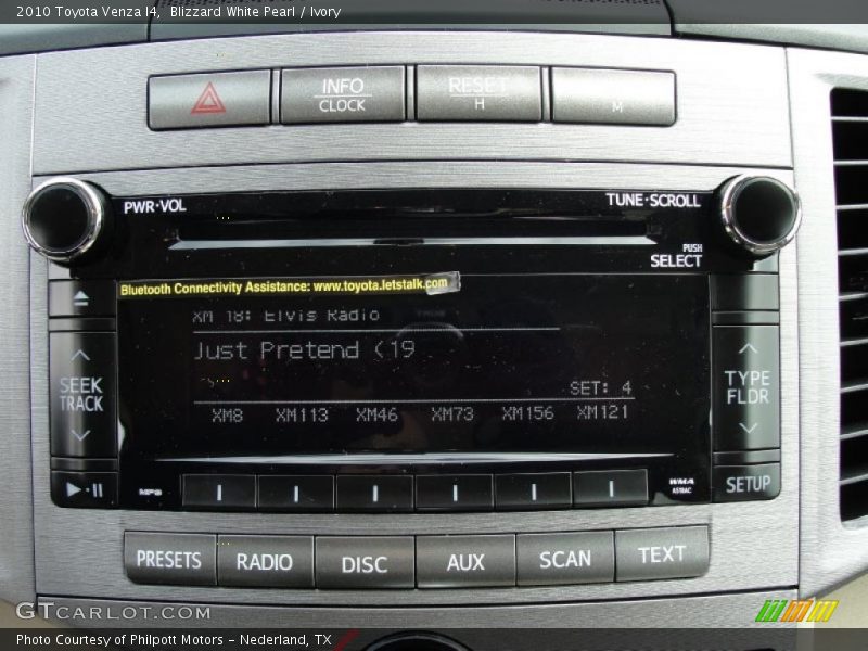 Blizzard White Pearl / Ivory 2010 Toyota Venza I4