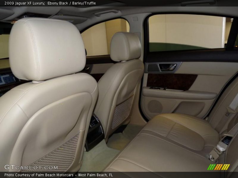 Ebony Black / Barley/Truffle 2009 Jaguar XF Luxury