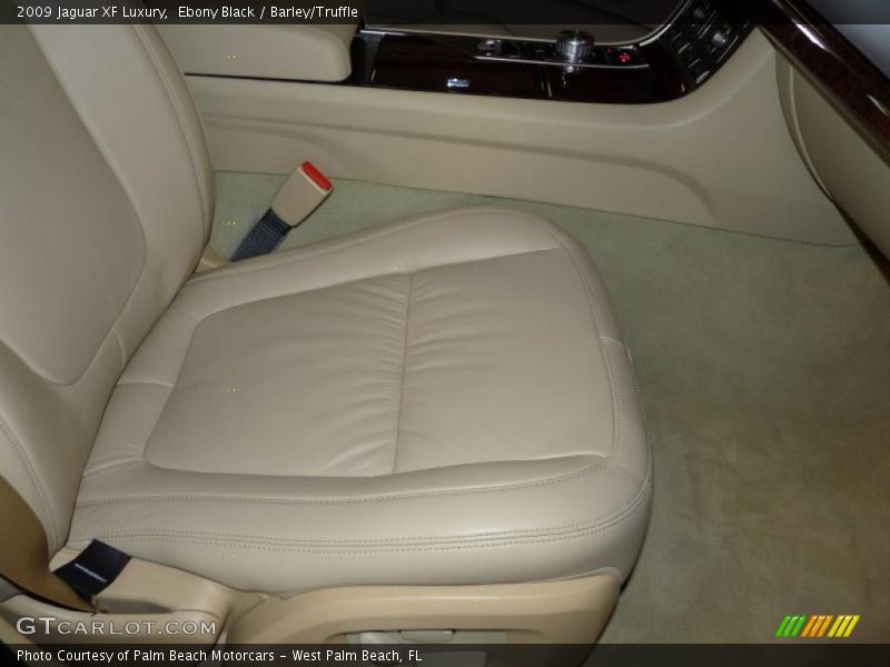 Ebony Black / Barley/Truffle 2009 Jaguar XF Luxury
