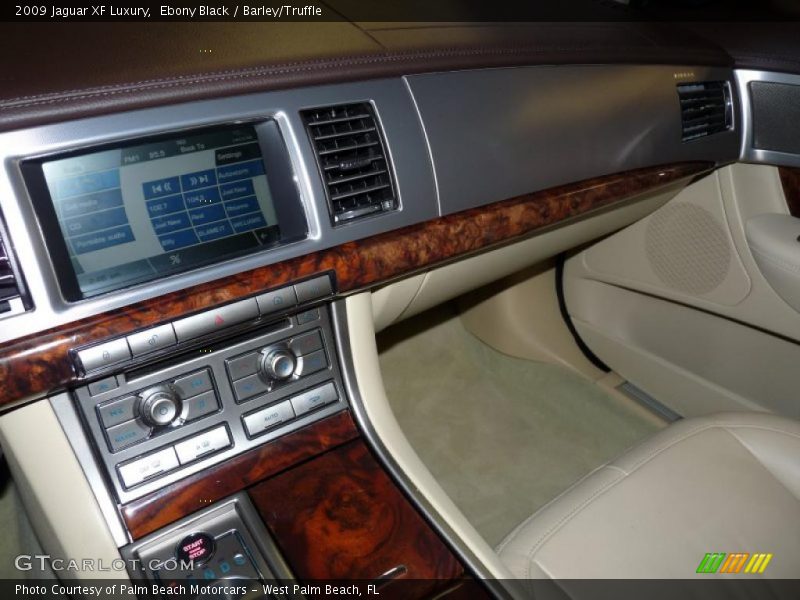 Ebony Black / Barley/Truffle 2009 Jaguar XF Luxury