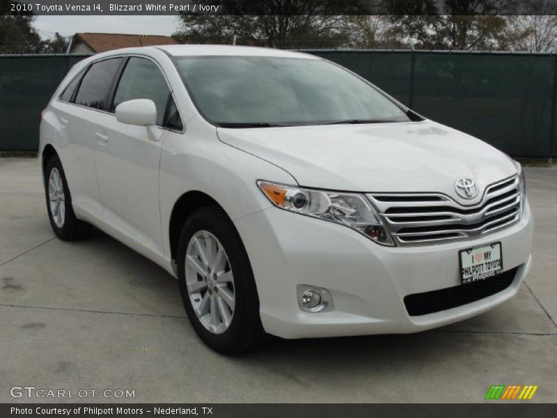 Blizzard White Pearl / Ivory 2010 Toyota Venza I4