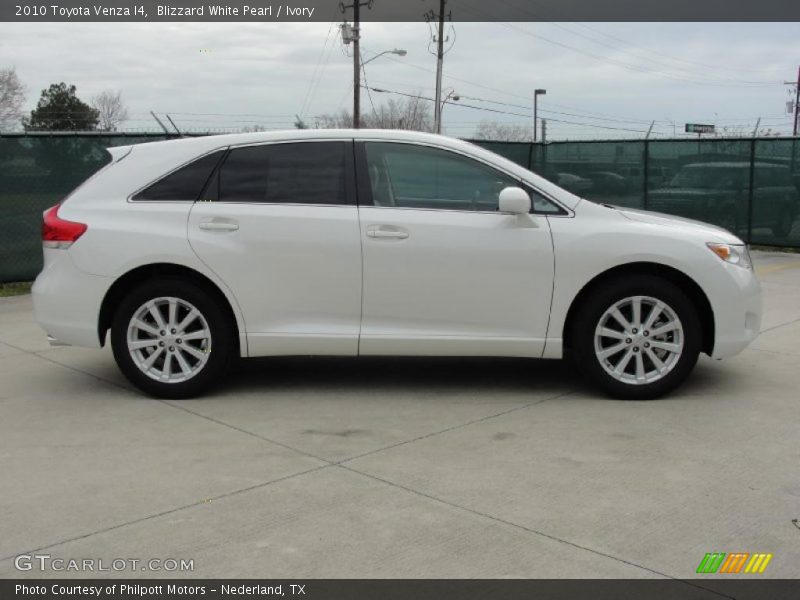 Blizzard White Pearl / Ivory 2010 Toyota Venza I4