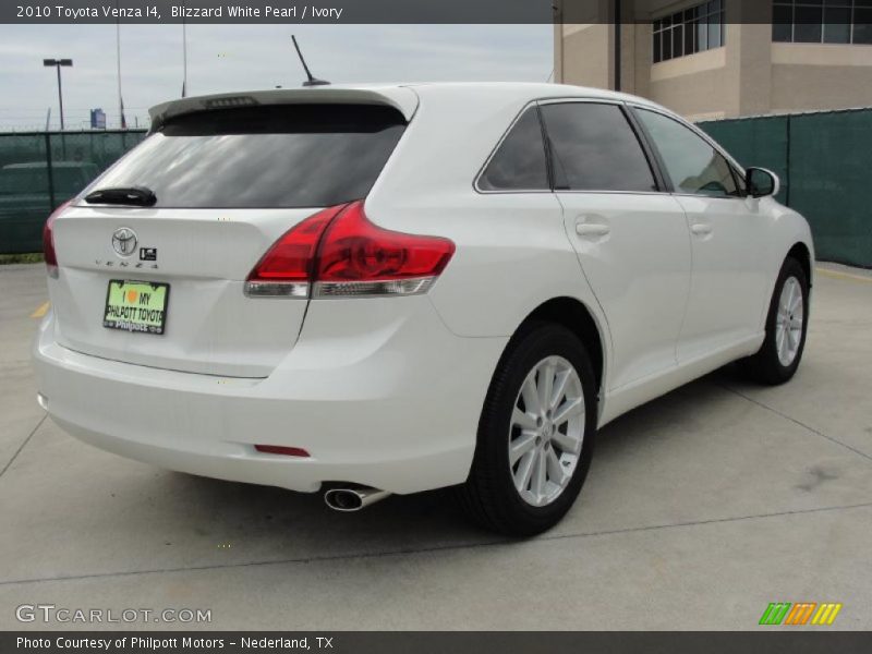 Blizzard White Pearl / Ivory 2010 Toyota Venza I4