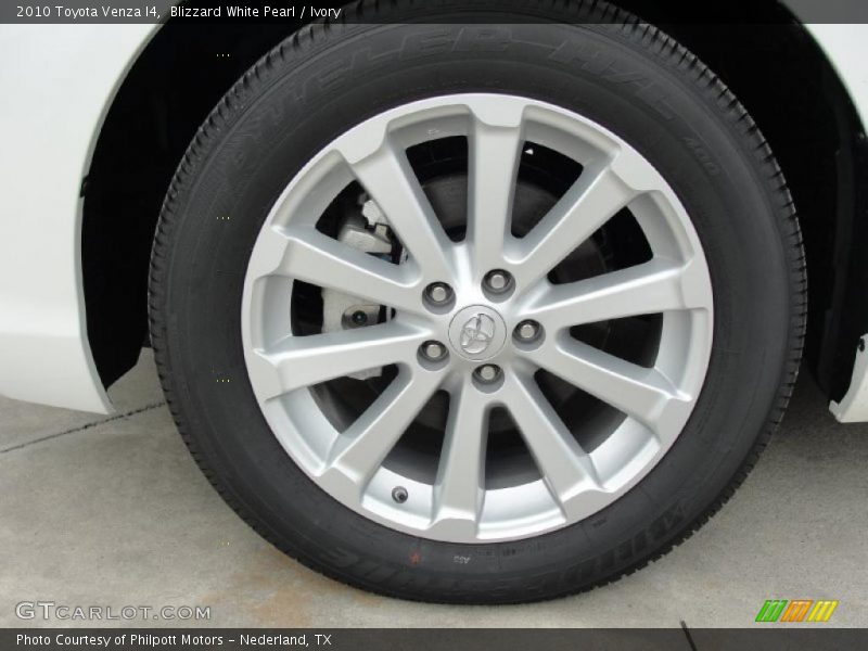 Blizzard White Pearl / Ivory 2010 Toyota Venza I4