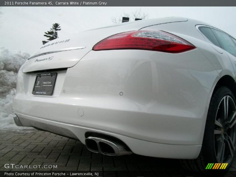 Carrara White / Platinum Grey 2011 Porsche Panamera 4S