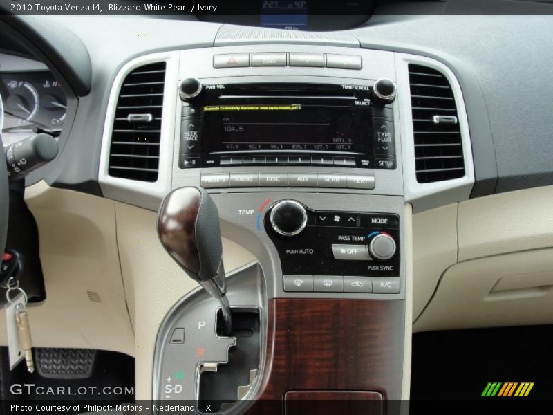 Controls of 2010 Venza I4