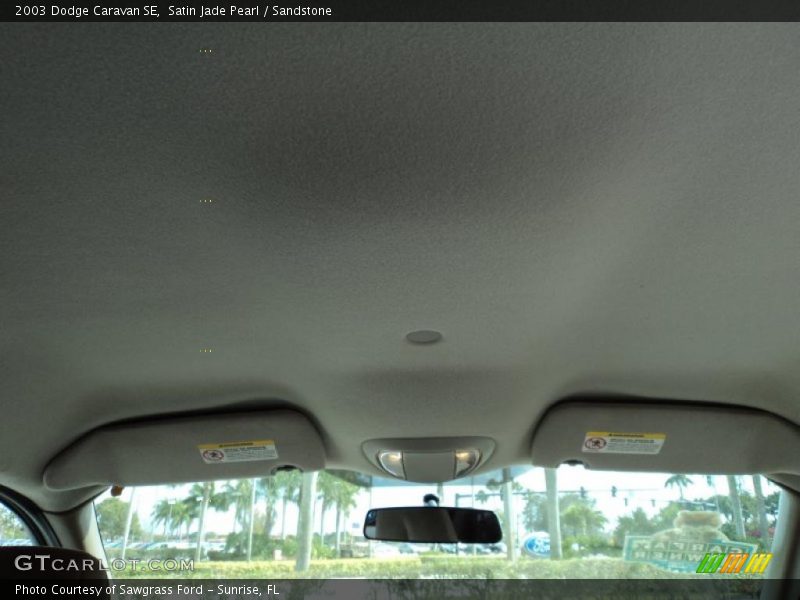 Satin Jade Pearl / Sandstone 2003 Dodge Caravan SE