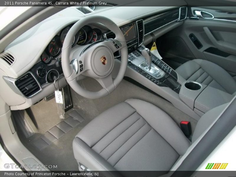  2011 Panamera 4S Platinum Grey Interior