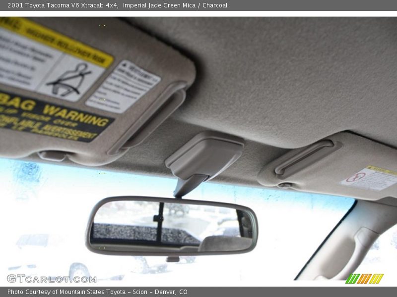 Imperial Jade Green Mica / Charcoal 2001 Toyota Tacoma V6 Xtracab 4x4