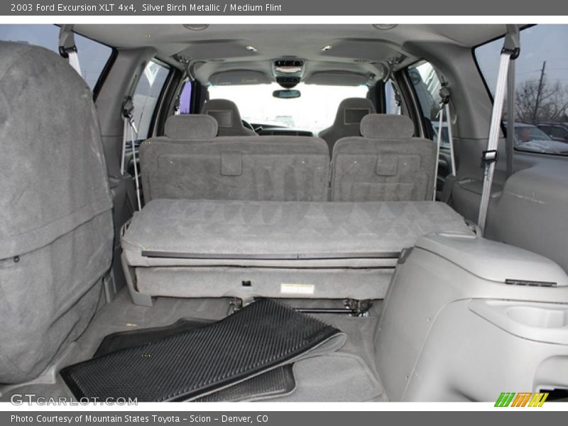  2003 Excursion XLT 4x4 Trunk