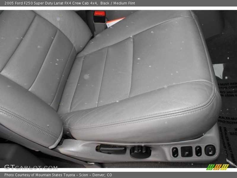 Black / Medium Flint 2005 Ford F250 Super Duty Lariat FX4 Crew Cab 4x4