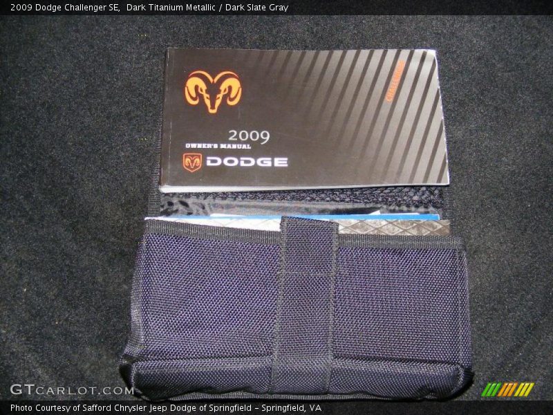 Dark Titanium Metallic / Dark Slate Gray 2009 Dodge Challenger SE
