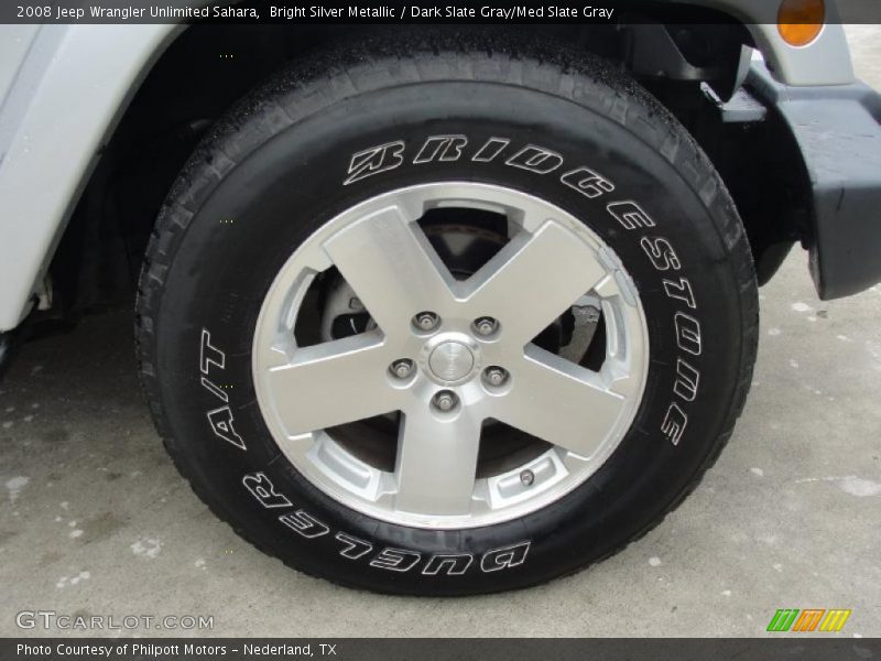 Bright Silver Metallic / Dark Slate Gray/Med Slate Gray 2008 Jeep Wrangler Unlimited Sahara