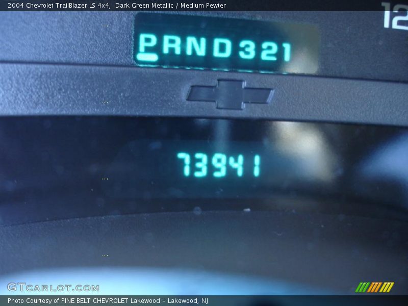 Dark Green Metallic / Medium Pewter 2004 Chevrolet TrailBlazer LS 4x4