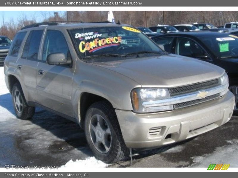 Sandstone Metallic / Light Cashmere/Ebony 2007 Chevrolet TrailBlazer LS 4x4