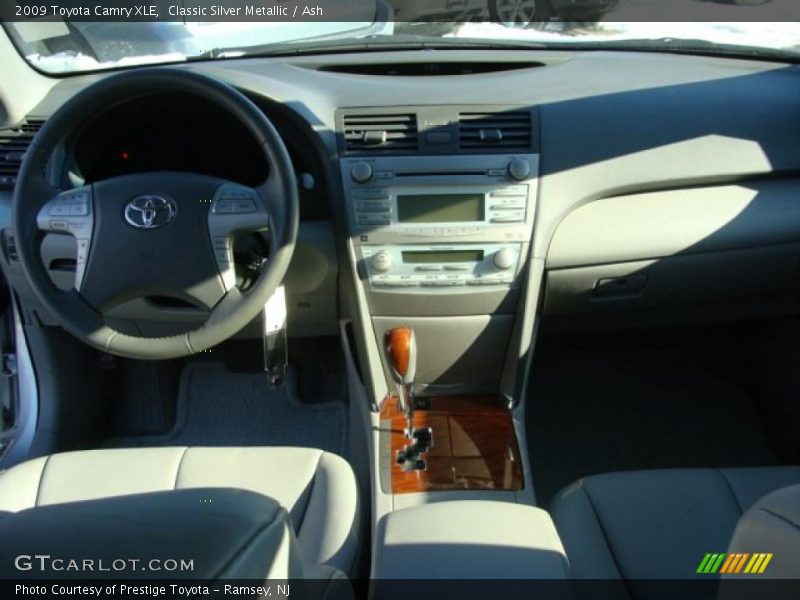 Classic Silver Metallic / Ash 2009 Toyota Camry XLE
