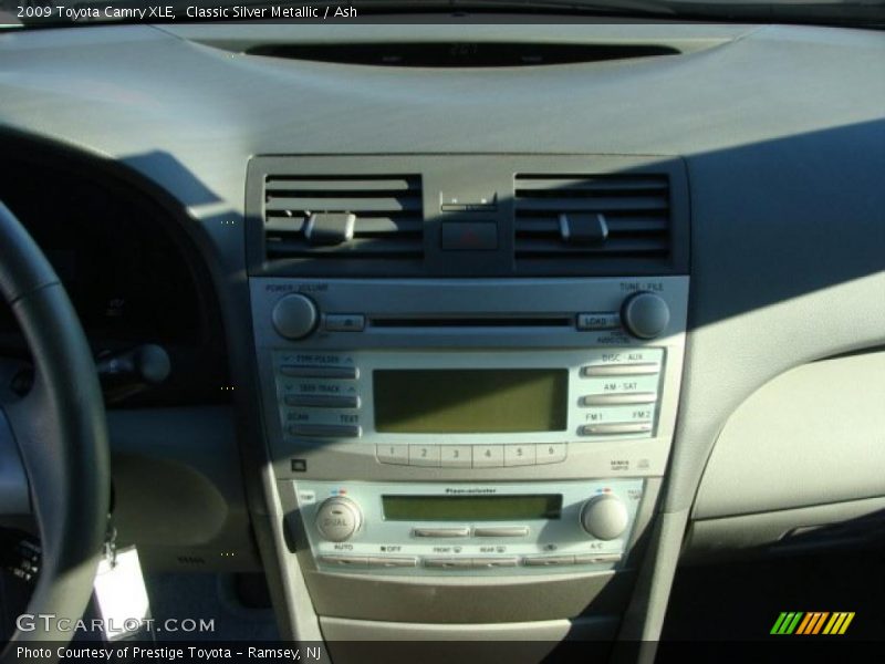 Classic Silver Metallic / Ash 2009 Toyota Camry XLE