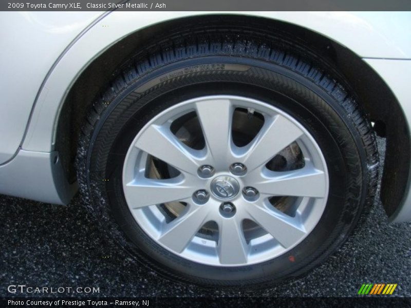 Classic Silver Metallic / Ash 2009 Toyota Camry XLE