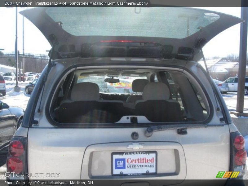 Sandstone Metallic / Light Cashmere/Ebony 2007 Chevrolet TrailBlazer LS 4x4