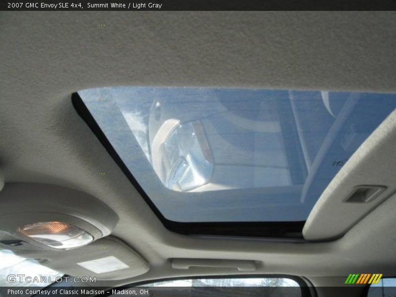 Summit White / Light Gray 2007 GMC Envoy SLE 4x4