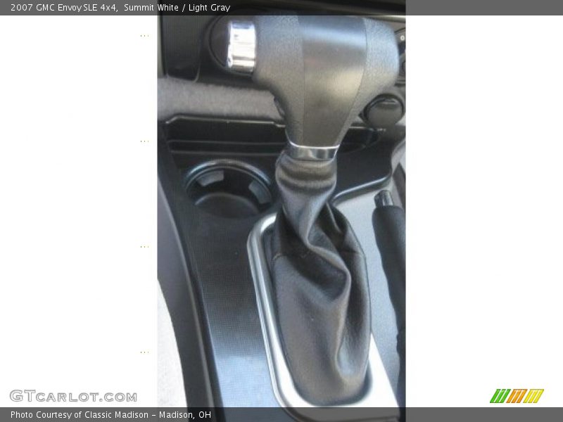 Summit White / Light Gray 2007 GMC Envoy SLE 4x4