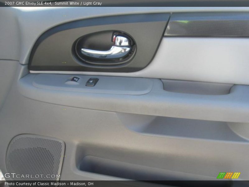 Summit White / Light Gray 2007 GMC Envoy SLE 4x4