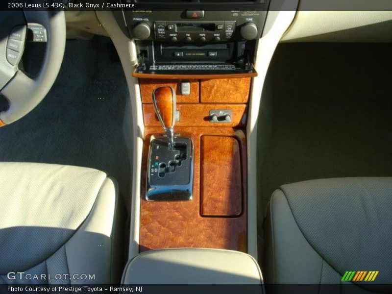 Black Onyx / Cashmere 2006 Lexus LS 430