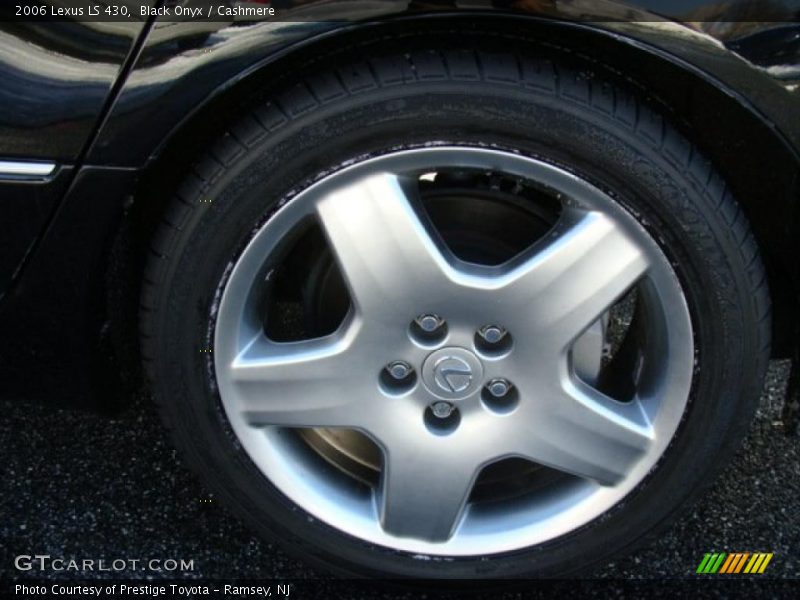 Black Onyx / Cashmere 2006 Lexus LS 430