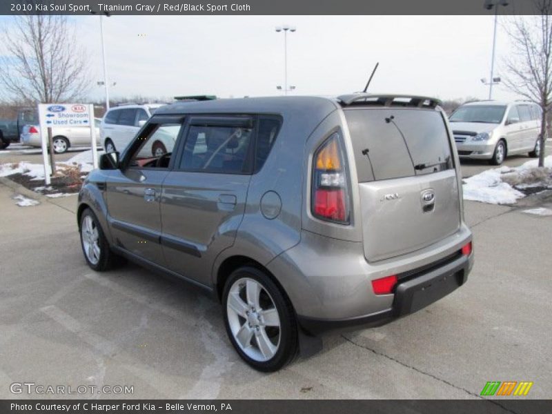 Titanium Gray / Red/Black Sport Cloth 2010 Kia Soul Sport