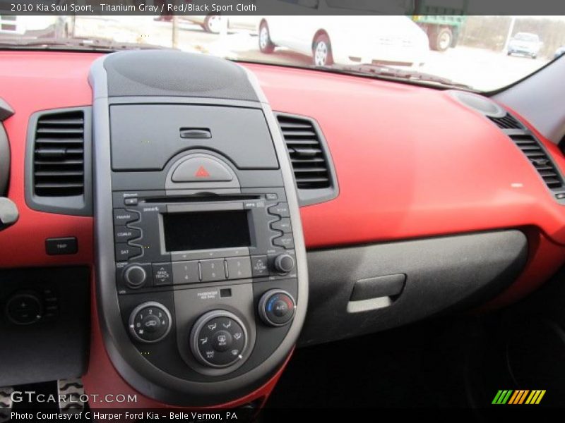 Titanium Gray / Red/Black Sport Cloth 2010 Kia Soul Sport