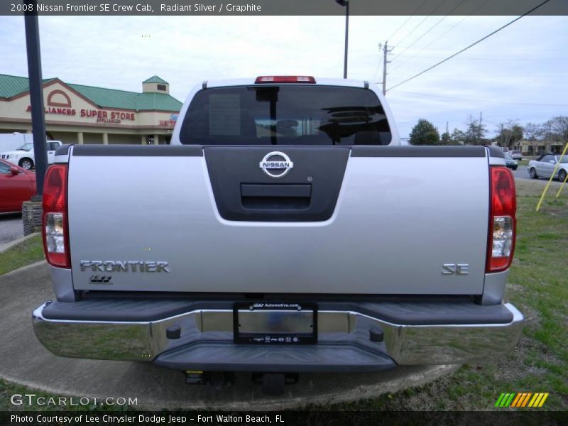 Radiant Silver / Graphite 2008 Nissan Frontier SE Crew Cab