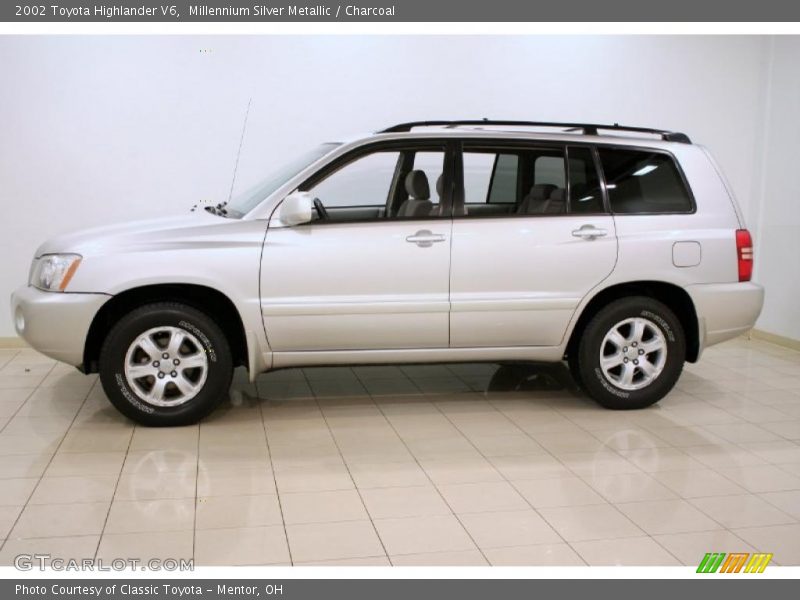 Millennium Silver Metallic / Charcoal 2002 Toyota Highlander V6