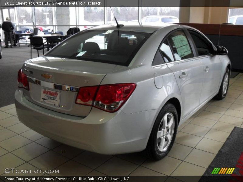 Silver Ice Metallic / Jet Black 2011 Chevrolet Cruze LT